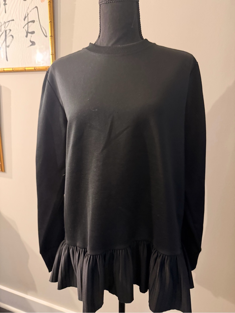 Red Valentino Black Long-Sleeve Ruffle-Hem Women's Top